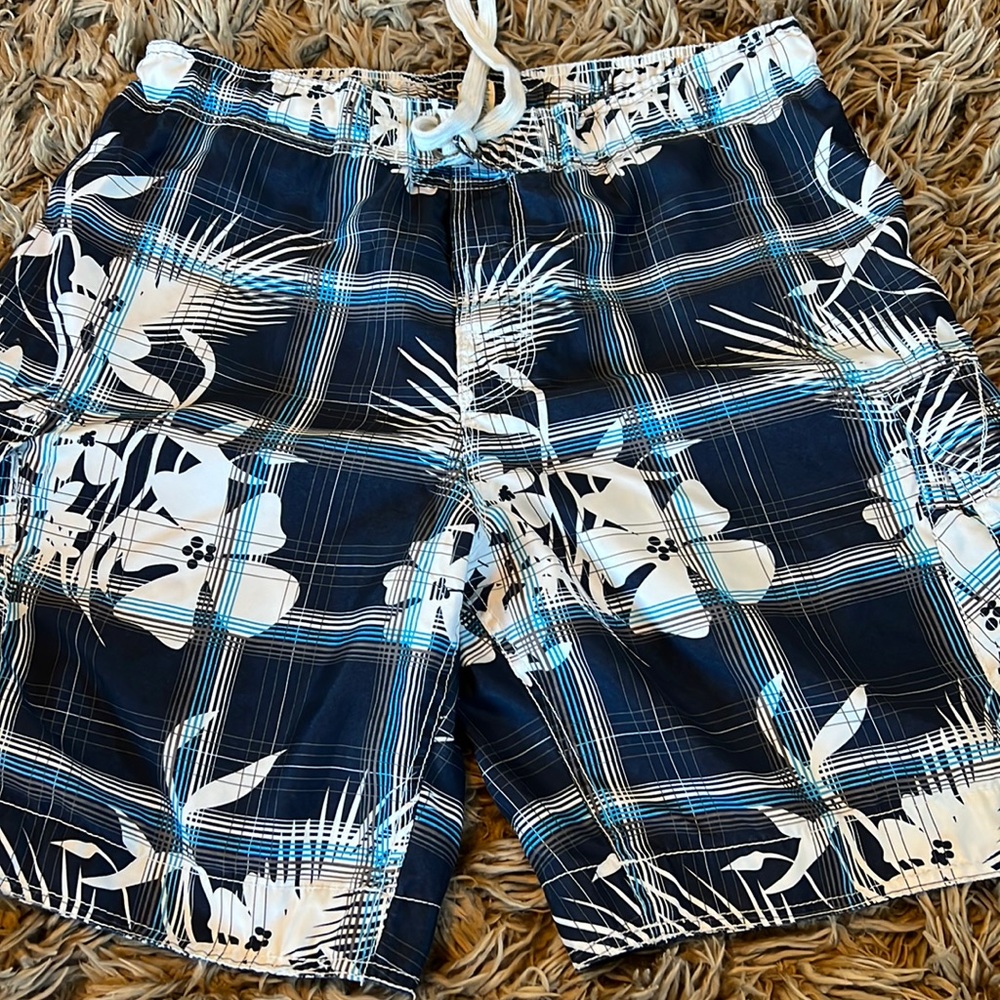 Mens size large 36/38 swim trunks